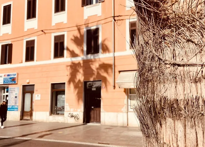 Apartment #Story