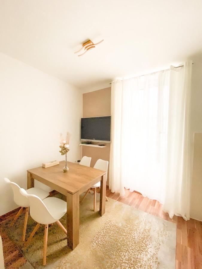 #story Apartment *